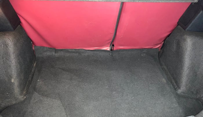 2020 Tata NEXON XZ PLUS (O) DIESEL DUAL TONE, Diesel, Manual, 93,897 km, Boot Inside