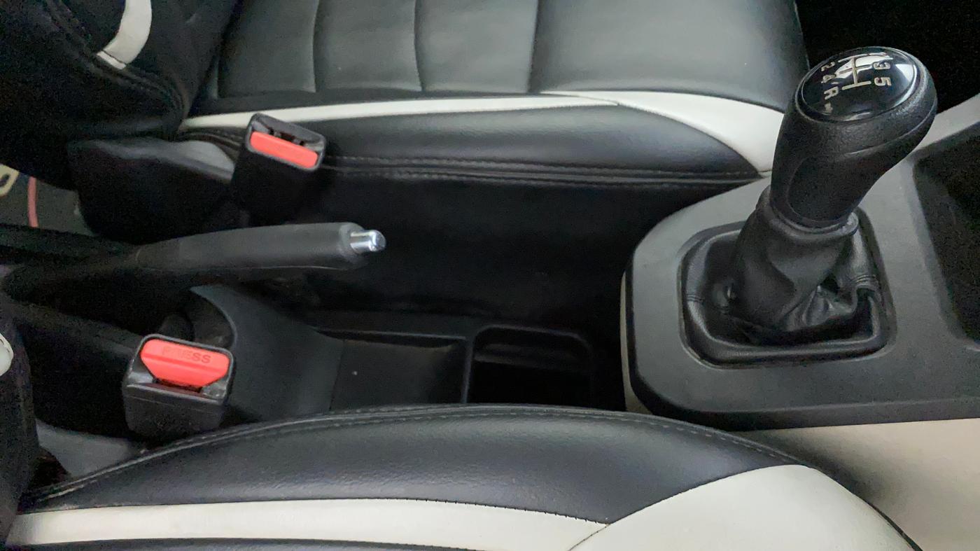 2019 Maruti New Wagon-R VXI 1.2, Petrol, Manual, 52,608 km, Gear Lever