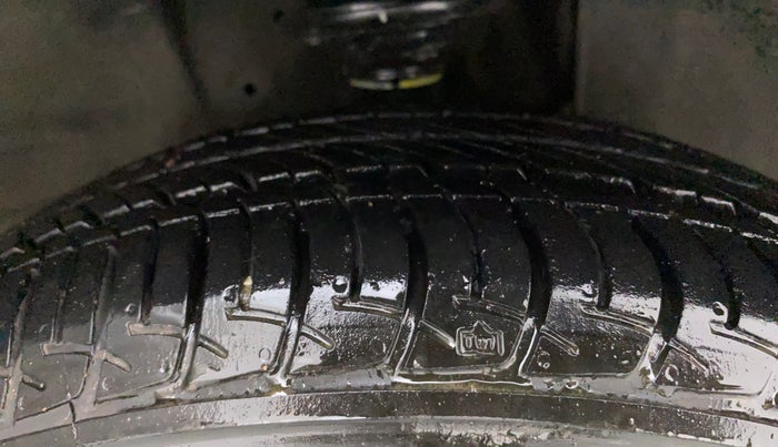 2019 Maruti New Wagon-R VXI 1.2, Petrol, Manual, 52,608 km, Right Front Tyre Tread