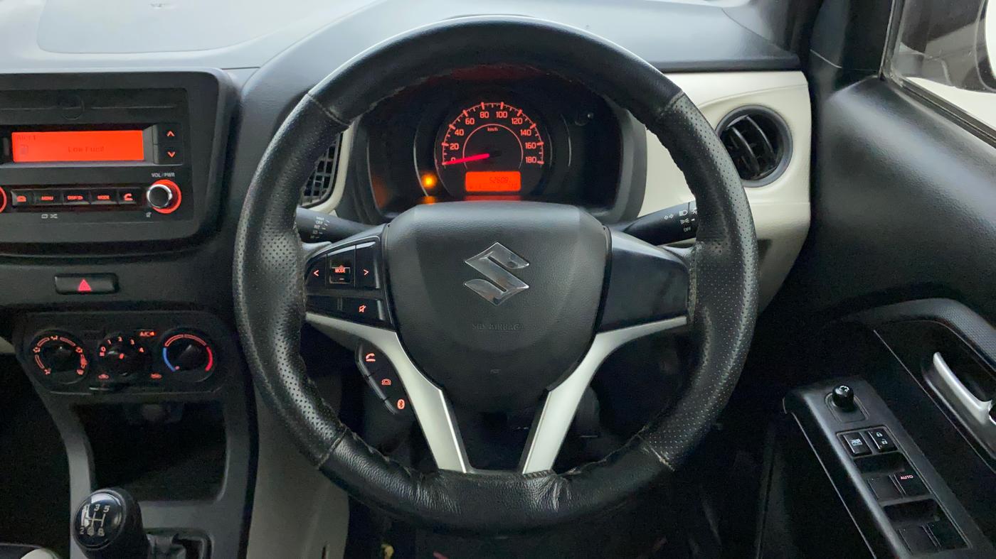 2019 Maruti New Wagon-R VXI 1.2, Petrol, Manual, 52,608 km, Steering Wheel Close Up