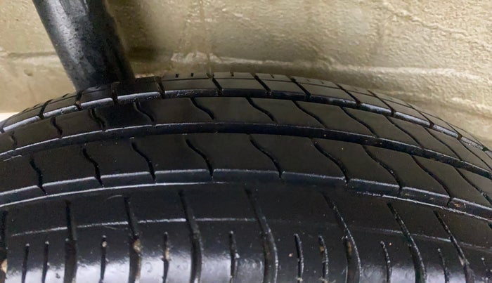 2020 Maruti S PRESSO VXI PLUS AMT, Petrol, Automatic, 29,098 km, Right Rear Tyre Tread