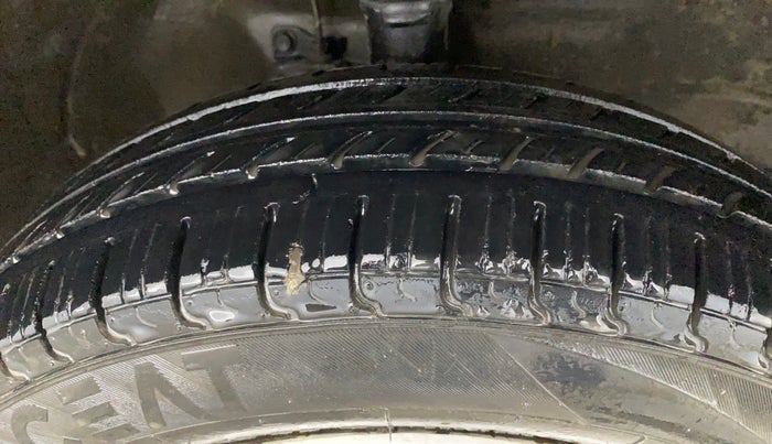 2014 Maruti Wagon R 1.0 LXI CNG, CNG, Manual, 71,057 km, Right Front Tyre Tread