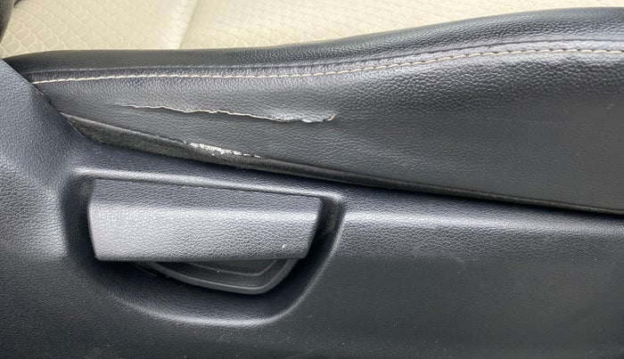 2018 Hyundai NEW SANTRO SPORTZ AMT, Petrol, Automatic, 19,287 km, Driver Side Adjustment Panel