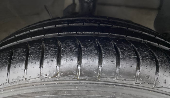 2018 Hyundai NEW SANTRO SPORTZ AMT, Petrol, Automatic, 19,287 km, Right Front Tyre Tread