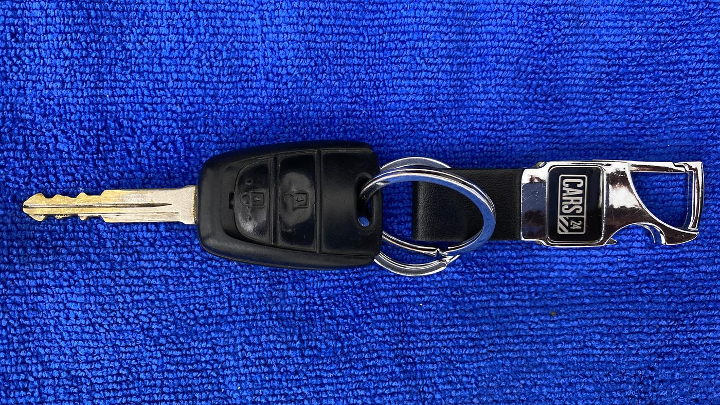 2018 Hyundai NEW SANTRO SPORTZ AMT, Petrol, Automatic, 19,287 km, Key Close Up