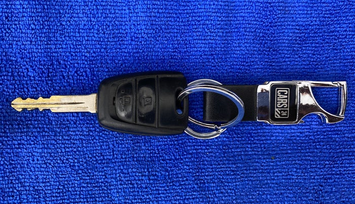 2018 Hyundai NEW SANTRO SPORTZ AMT, Petrol, Automatic, 19,287 km, Key Close Up