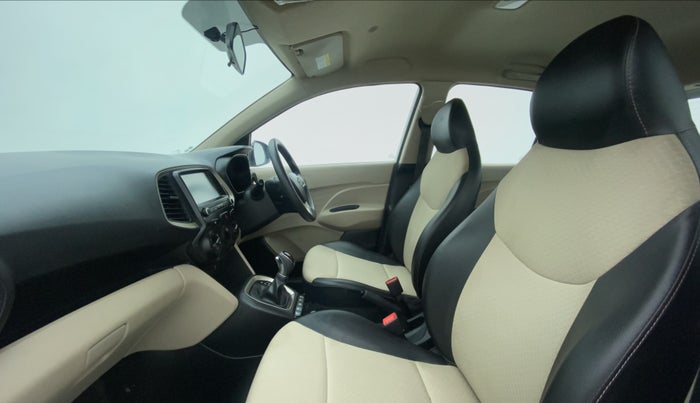 2018 Hyundai NEW SANTRO SPORTZ AMT, Petrol, Automatic, 19,287 km, Right Side Front Door Cabin