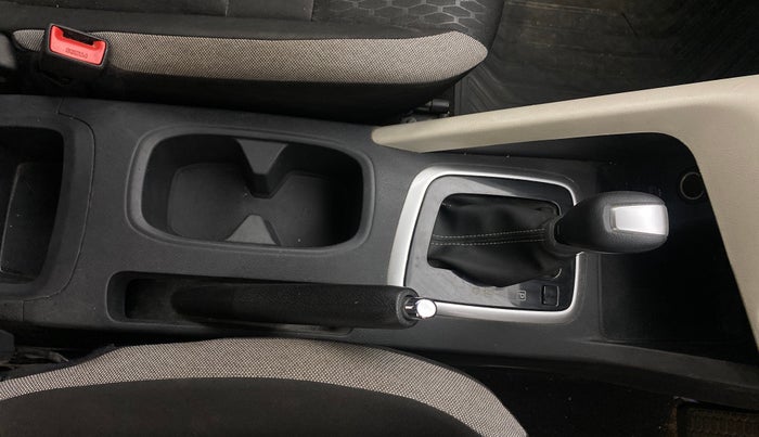 2022 Nissan MAGNITE XV PREMIUM TURBO CVT, Petrol, Automatic, 31,977 km, Gear Lever