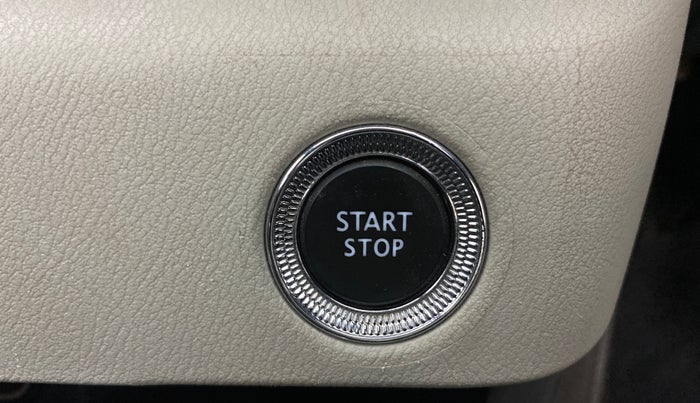 2022 Nissan MAGNITE XV PREMIUM TURBO CVT, Petrol, Automatic, 31,977 km, Keyless Start/ Stop Button