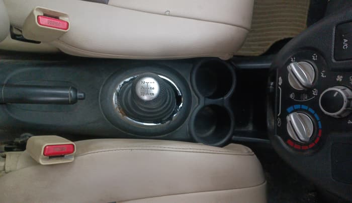 2013 Honda Amaze 1.2L I-VTEC S, Petrol, Manual, 68,488 km, Gear Lever
