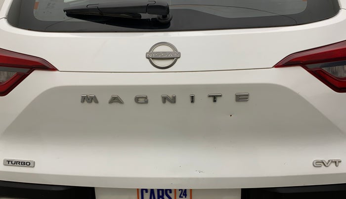 2022 Nissan MAGNITE XV PREMIUM TURBO CVT, Petrol, Automatic, 42,637 km, Dicky (Boot door) - Slightly dented