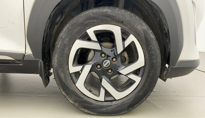 2022 Nissan MAGNITE XV PREMIUM TURBO CVT, Petrol, Automatic, 42,637 km, Right Front Wheel