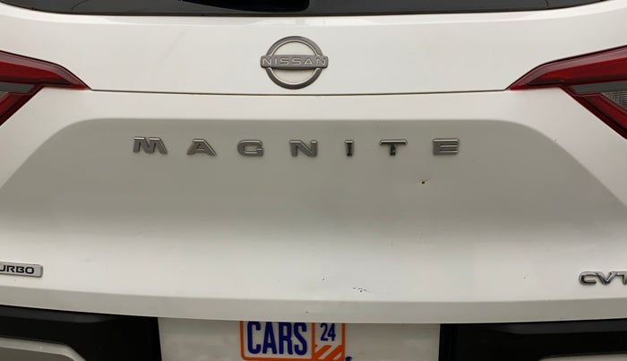 2022 Nissan MAGNITE XV PREMIUM TURBO CVT, Petrol, Automatic, 42,637 km, Dicky (Boot door) - Minor scratches