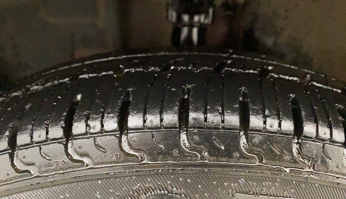 2018 Datsun Redi Go T (O), Petrol, Manual, 42,772 km, Left Front Tyre Tread