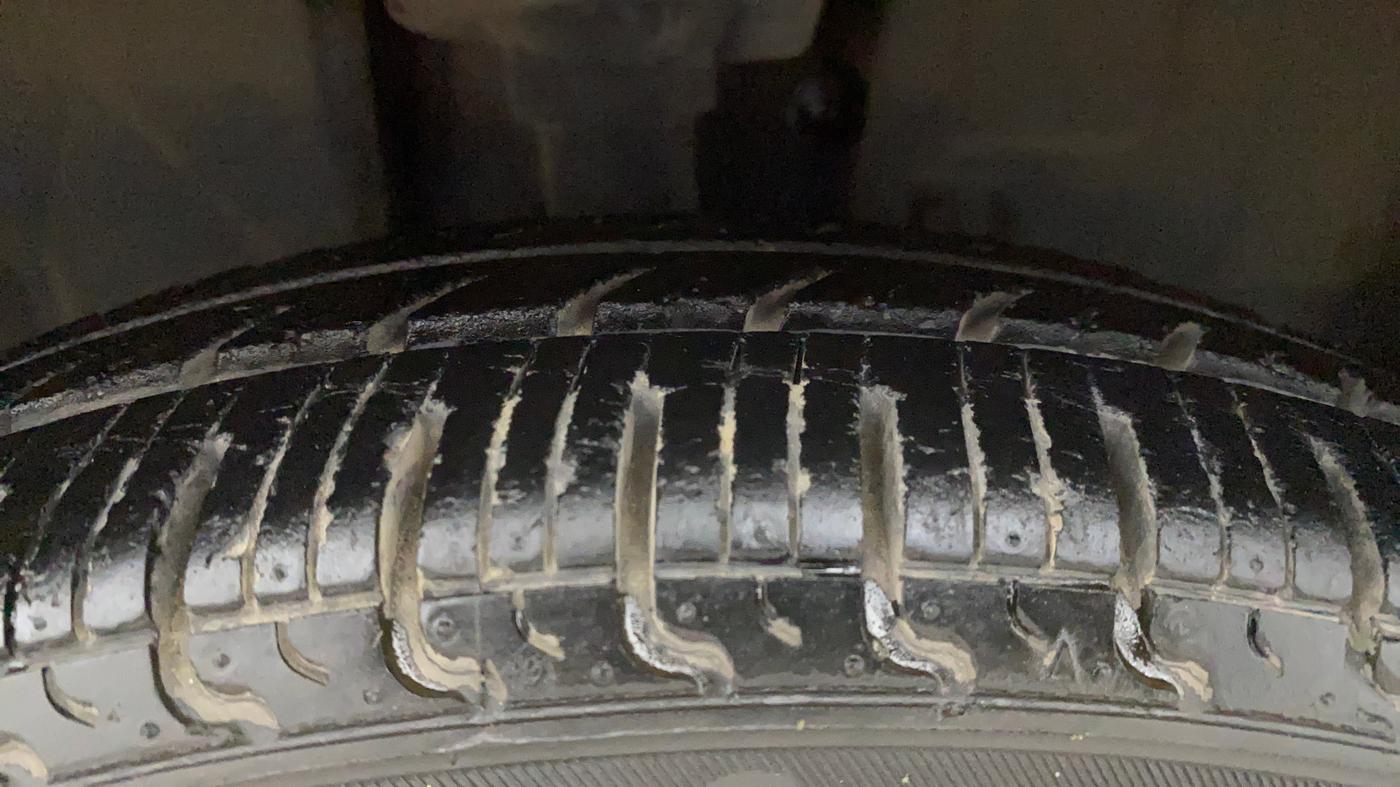 2018 Datsun Redi Go T (O), Petrol, Manual, 42,787 km, Right Front Tyre Tread