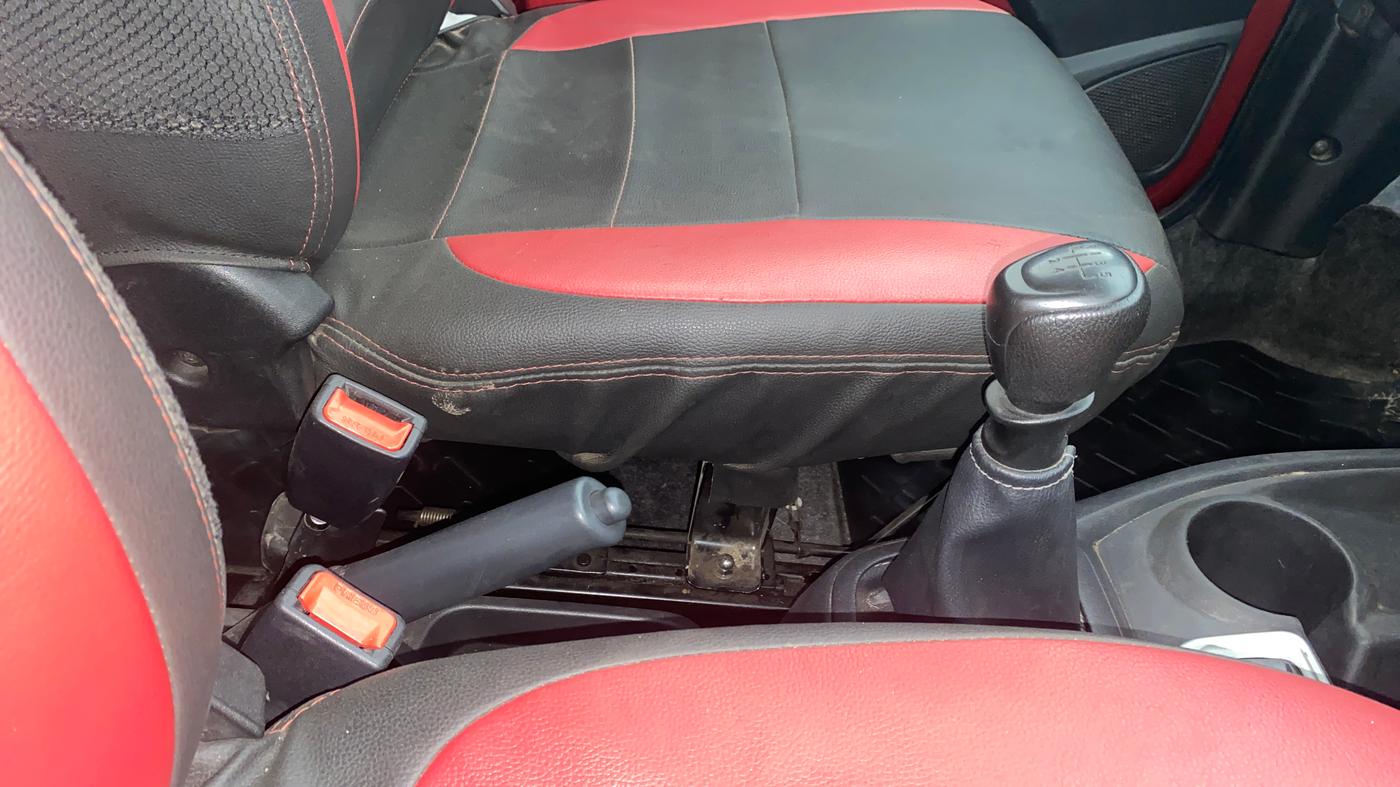 2018 Datsun Redi Go T (O), Petrol, Manual, 42,787 km, Gear Lever
