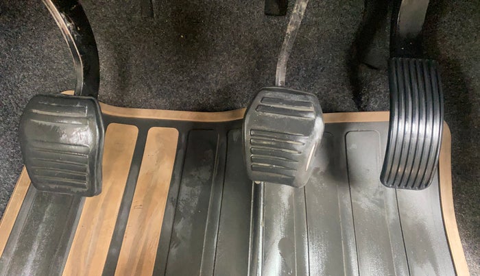 2021 Mahindra BOLERO NEO N10 R, Diesel, Manual, 79,430 km, Pedals