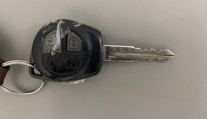 2022 Maruti S PRESSO VXI (O) CNG, CNG, Manual, 40,644 km, Key Close Up