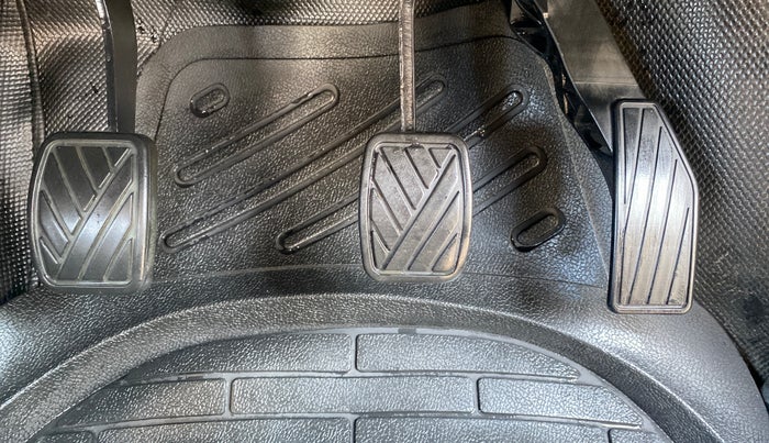 2022 Maruti S PRESSO VXI (O) CNG, CNG, Manual, 40,644 km, Pedals