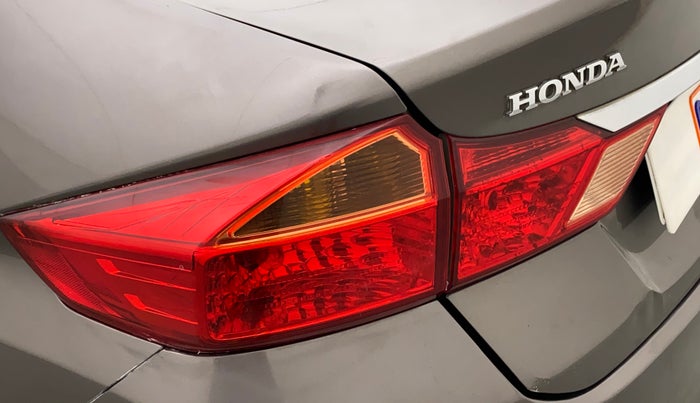 2016 Honda City 1.5L I-VTEC SV, Petrol, Manual, 89,702 km, Left tail light - Minor scratches