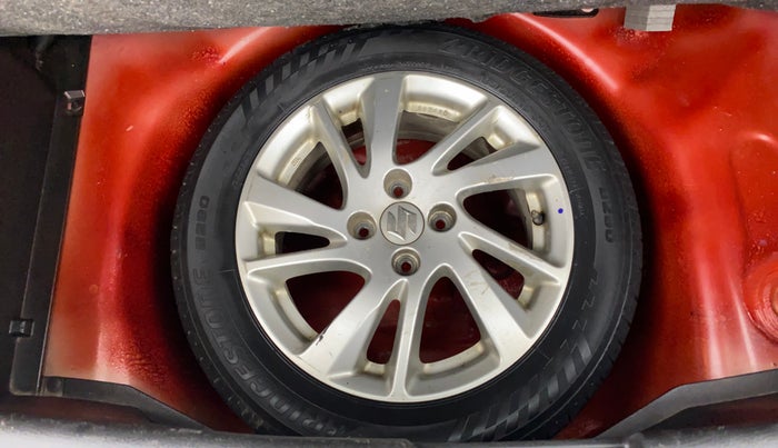 2014 Maruti Swift ZXI, Petrol, Manual, 82,540 km, Spare Tyre