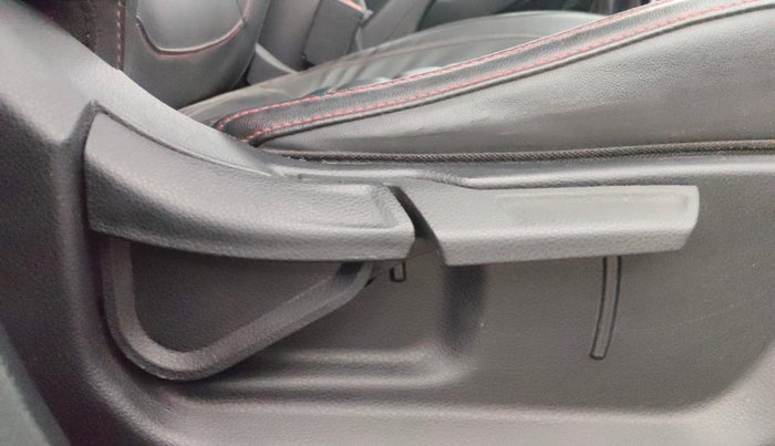 2019 KIA SELTOS GTK 1.4 PETROL, Petrol, Manual, 45,903 km, Driver Side Adjustment Panel