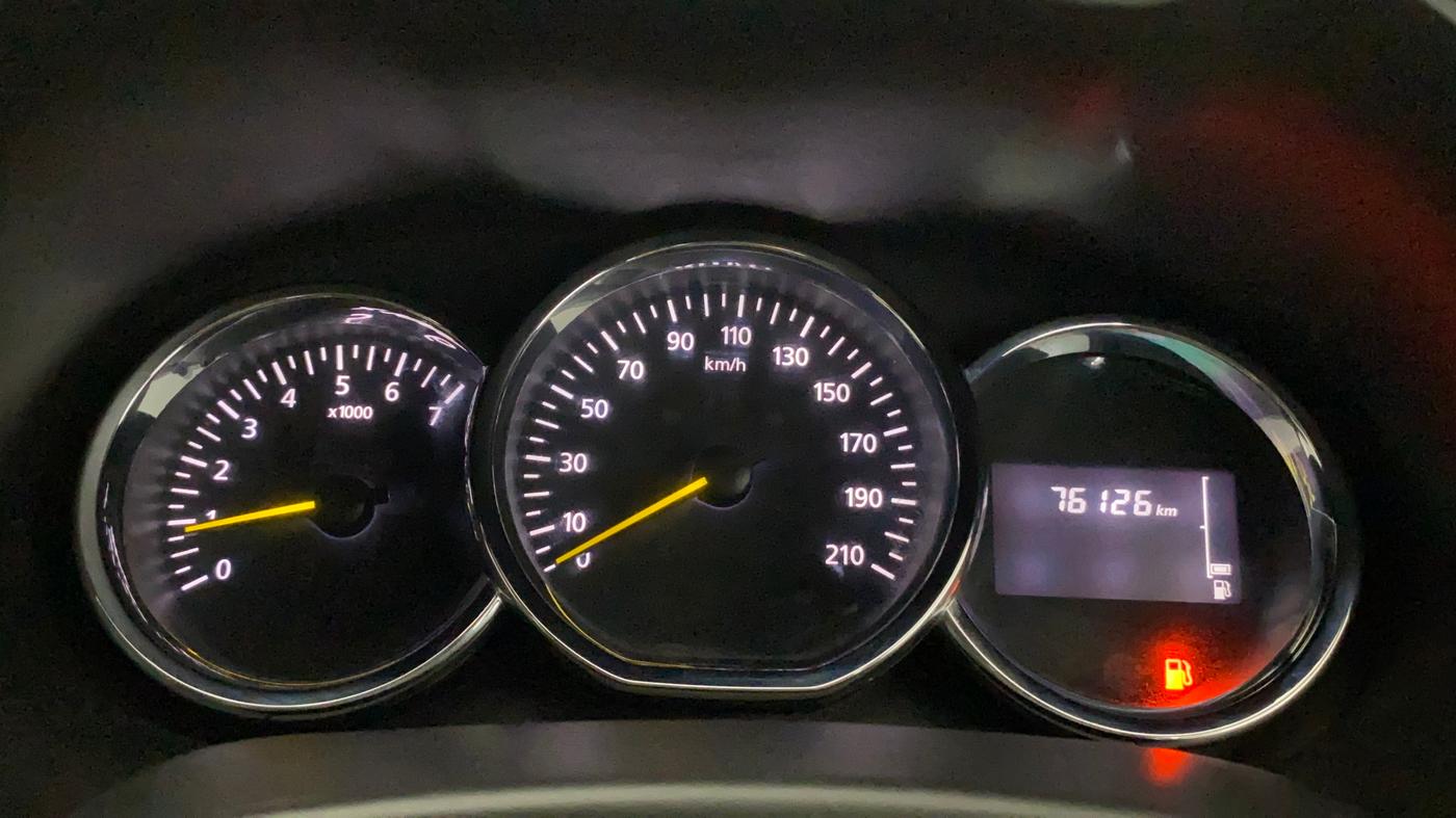 2017 Renault Duster RXL PETROL, Petrol, Manual, 76,118 km, Odometer Image