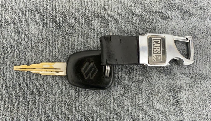 2018 Maruti Alto 800 LXI, Petrol, Manual, 42,611 km, Key Close Up