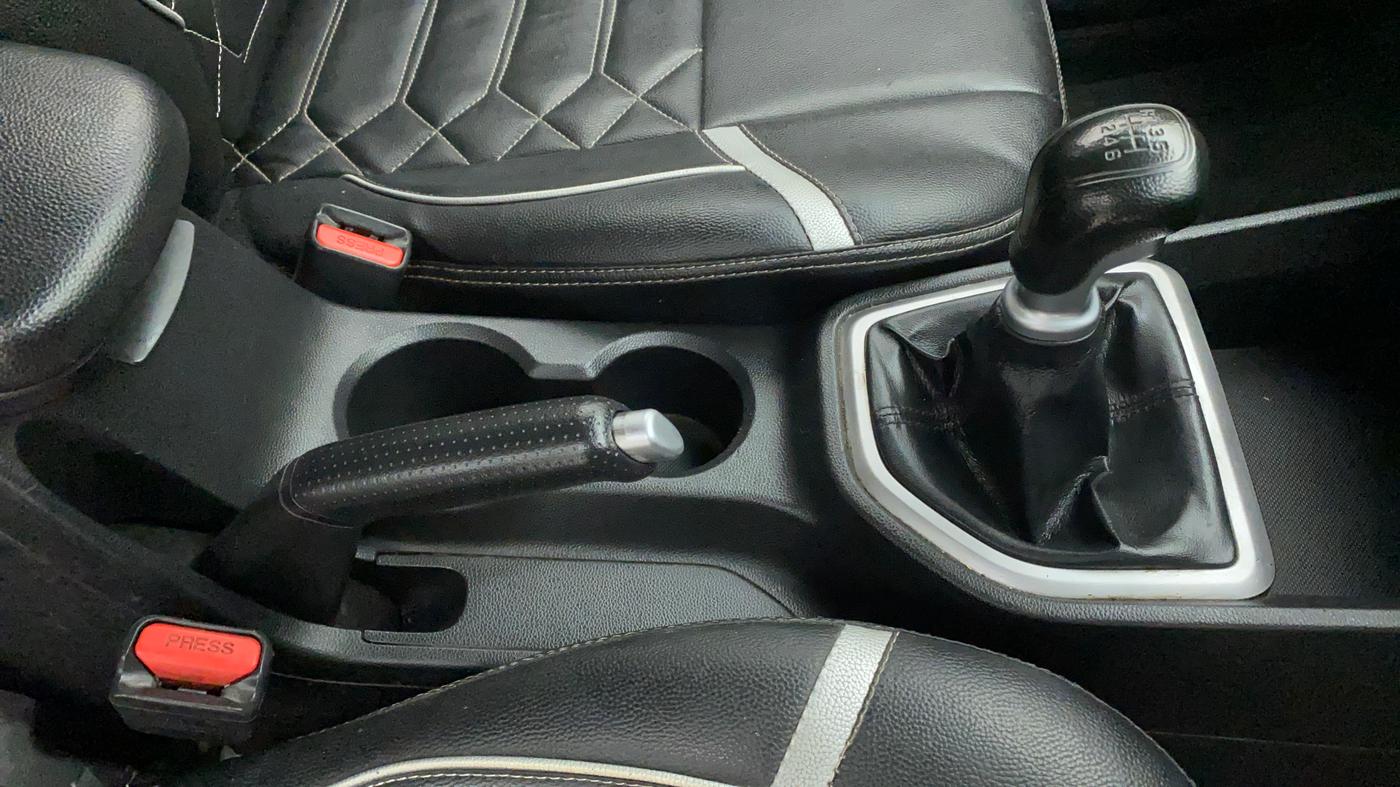 2019 Hyundai Creta E PLUS 1.4 DIESEL, Diesel, Manual, 40,006 km, Gear Lever