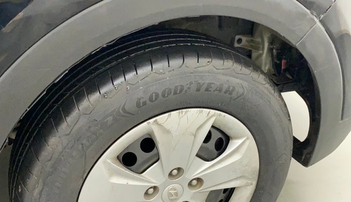 2019 Hyundai Creta E PLUS 1.4 DIESEL, Diesel, Manual, 40,006 km, Right fender - Lining loose