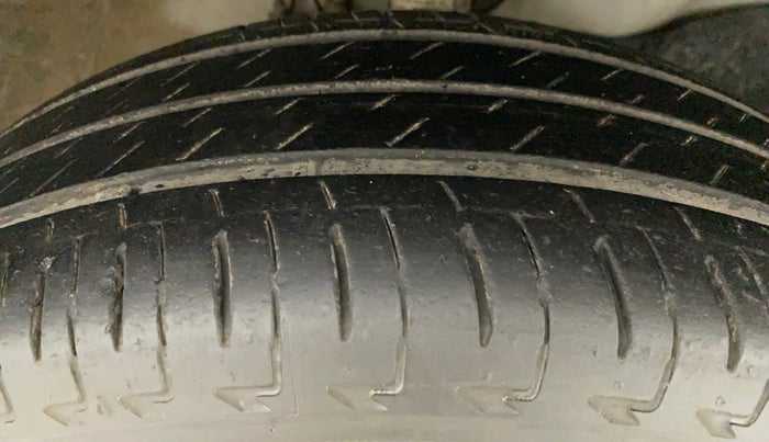 2021 Honda Amaze 1.2L I-VTEC S CVT, Petrol, Automatic, 43,831 km, Right Front Tyre Tread