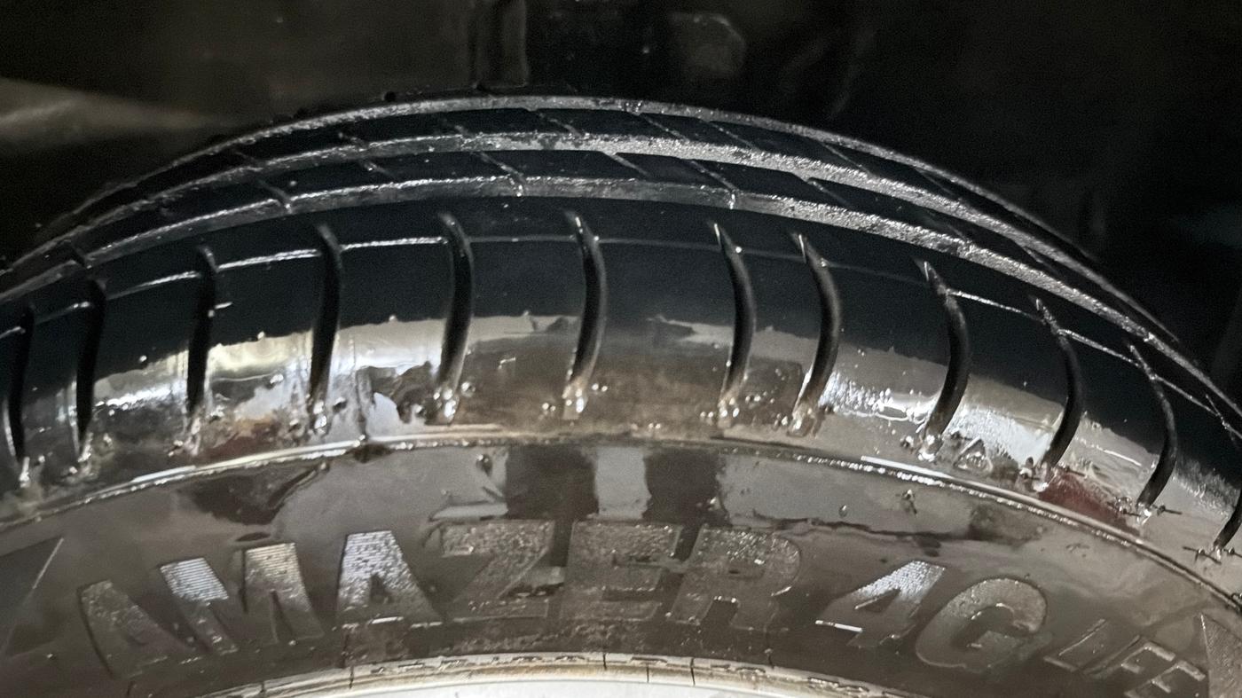 2020 Maruti New Wagon-R LXI CNG (O) 1.0, CNG, Manual, 46,923 km, Right Front Tyre Tread