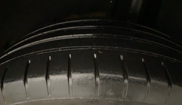 2021 Maruti Baleno ZETA PETROL 1.2, Petrol, Manual, 33,373 km, Left Rear Tyre Tread