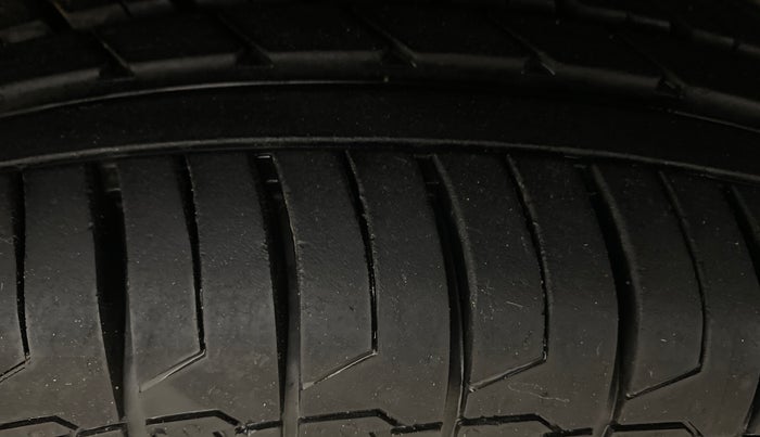 2023 Maruti Baleno ZETA PETROL 1.2, Petrol, Manual, 86,126 km, Right Front Tyre Tread