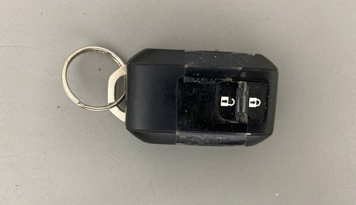 2023 Maruti Baleno ZETA PETROL 1.2, Petrol, Manual, 86,126 km, Key Close Up