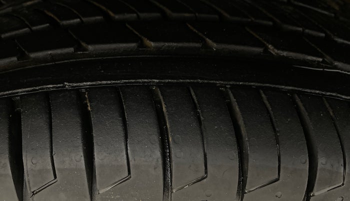 2023 Maruti Baleno ZETA PETROL 1.2, Petrol, Manual, 86,126 km, Left Front Tyre Tread