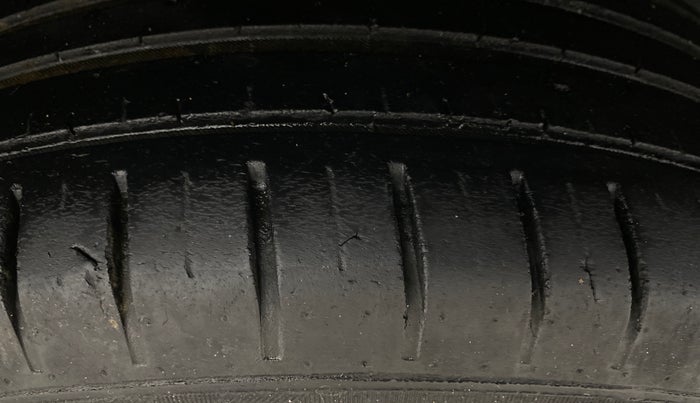 2023 Maruti Baleno ZETA PETROL 1.2, Petrol, Manual, 86,126 km, Right Rear Tyre Tread