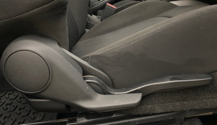 2023 Maruti Baleno ZETA PETROL 1.2, Petrol, Manual, 86,126 km, Driver Side Adjustment Panel