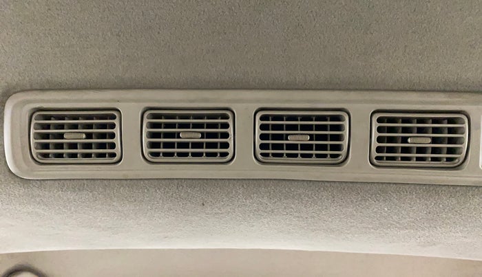 2017 Maruti Ertiga ZXI+, CNG, Manual, 92,111 km, Rear AC Vents