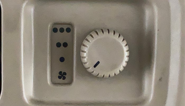 2017 Maruti Ertiga ZXI+, CNG, Manual, 92,111 km, Rear AC Temperature Control