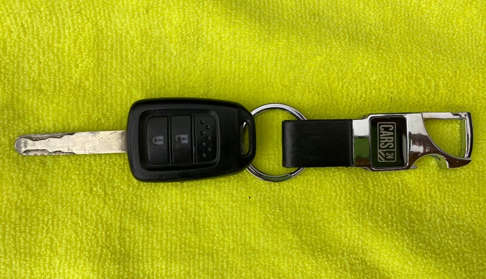 2016 Honda City V MT PETROL, Petrol, Manual, 87,149 km, Key Close Up