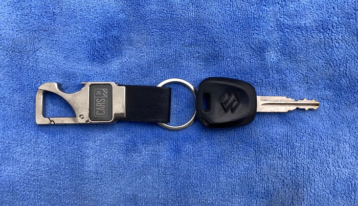 2016 Maruti Alto 800 LXI, Petrol, Manual, 59,927 km, Key Close Up