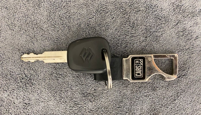 2022 Maruti Alto LXI O, Petrol, Manual, 4,864 km, Key Close Up