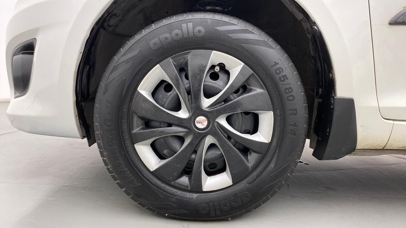 2013 Maruti Swift Dzire VXI, Petrol, Manual, 68,936 km, Left Front Wheel