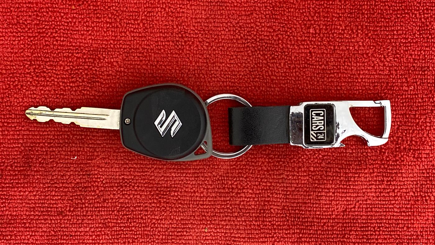 2013 Maruti Swift Dzire VXI, Petrol, Manual, 68,936 km, Key Close Up
