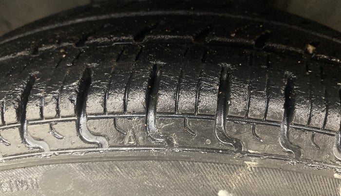 2018 Datsun Redi Go T(O) 1.0 AMT, Petrol, Automatic, 45,765 km, Left Front Tyre Tread