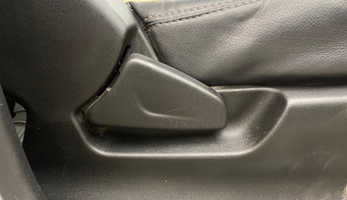 2018 Datsun Redi Go T(O) 1.0 AMT, Petrol, Automatic, 45,765 km, Driver Side Adjustment Panel