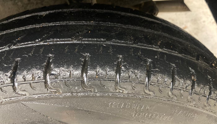 2018 Datsun Redi Go T(O) 1.0 AMT, Petrol, Automatic, 45,765 km, Left Rear Tyre Tread