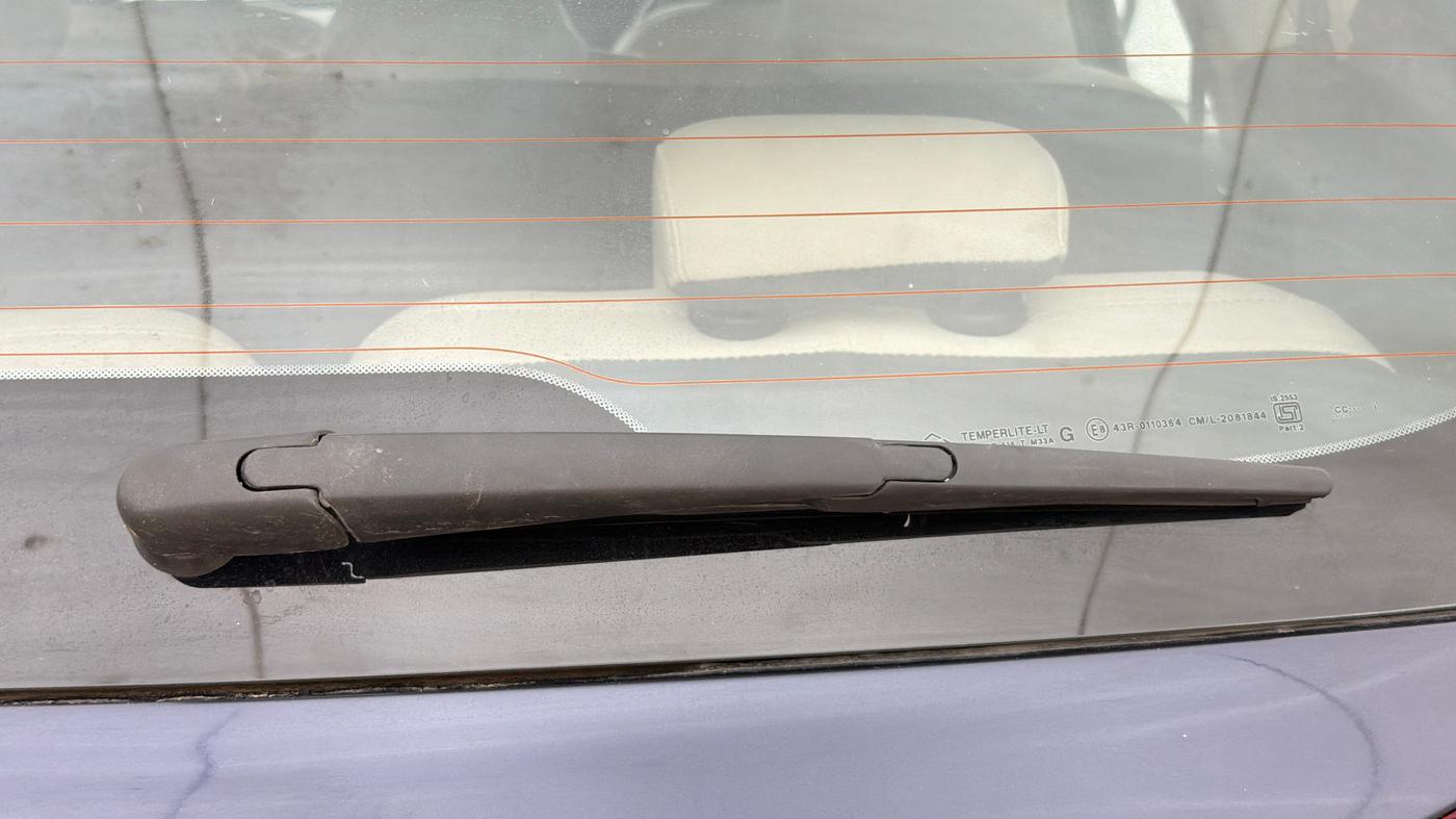 2023 Mahindra XUV700 AX 5 D AT 7 STR, Diesel, Automatic, 34,308 km, Rear Wiper