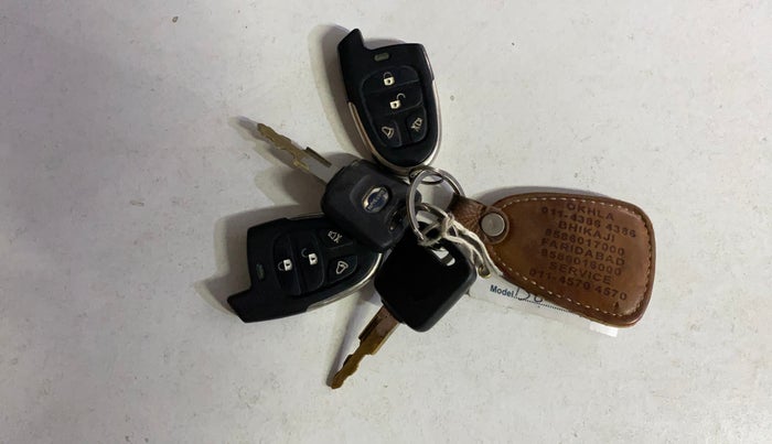 2021 Datsun Go A, Petrol, Manual, 33,043 km, Key Close Up